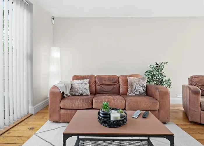 Fantastic, Modern 3 Bedroom House