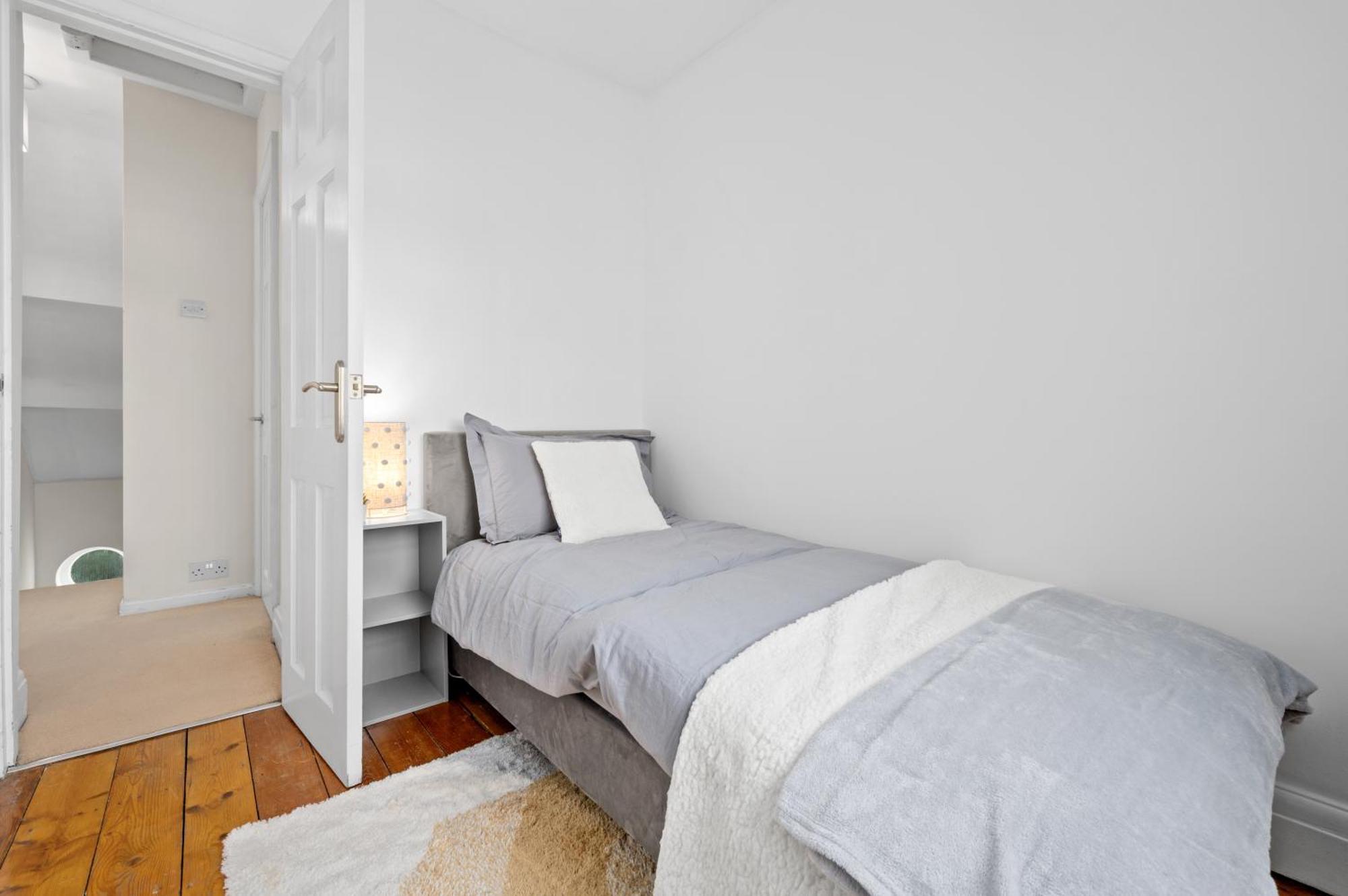 Fantastic, Modern 3 Bedroom House Ferienhaus Manchester